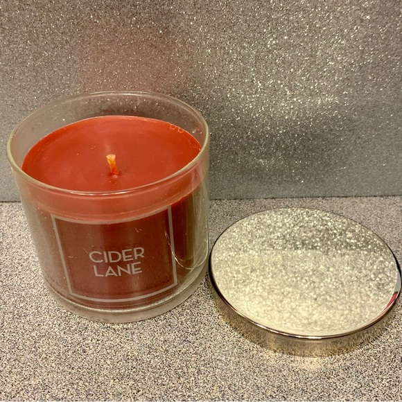 ✨Cider Lane Wallflower Bulb & 4oz candle✨ - Picture 3 of 4